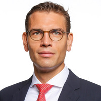 Dr. Timan Niedermaier